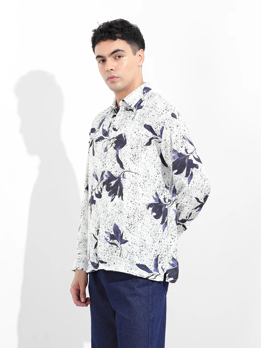 Men's White Relaxed Fit Printed Casual Shirt - Image 3