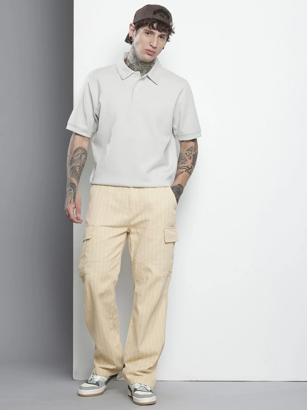 Men's Cream Relaxed Fit Geometric Print Utility Cargo - Image 3