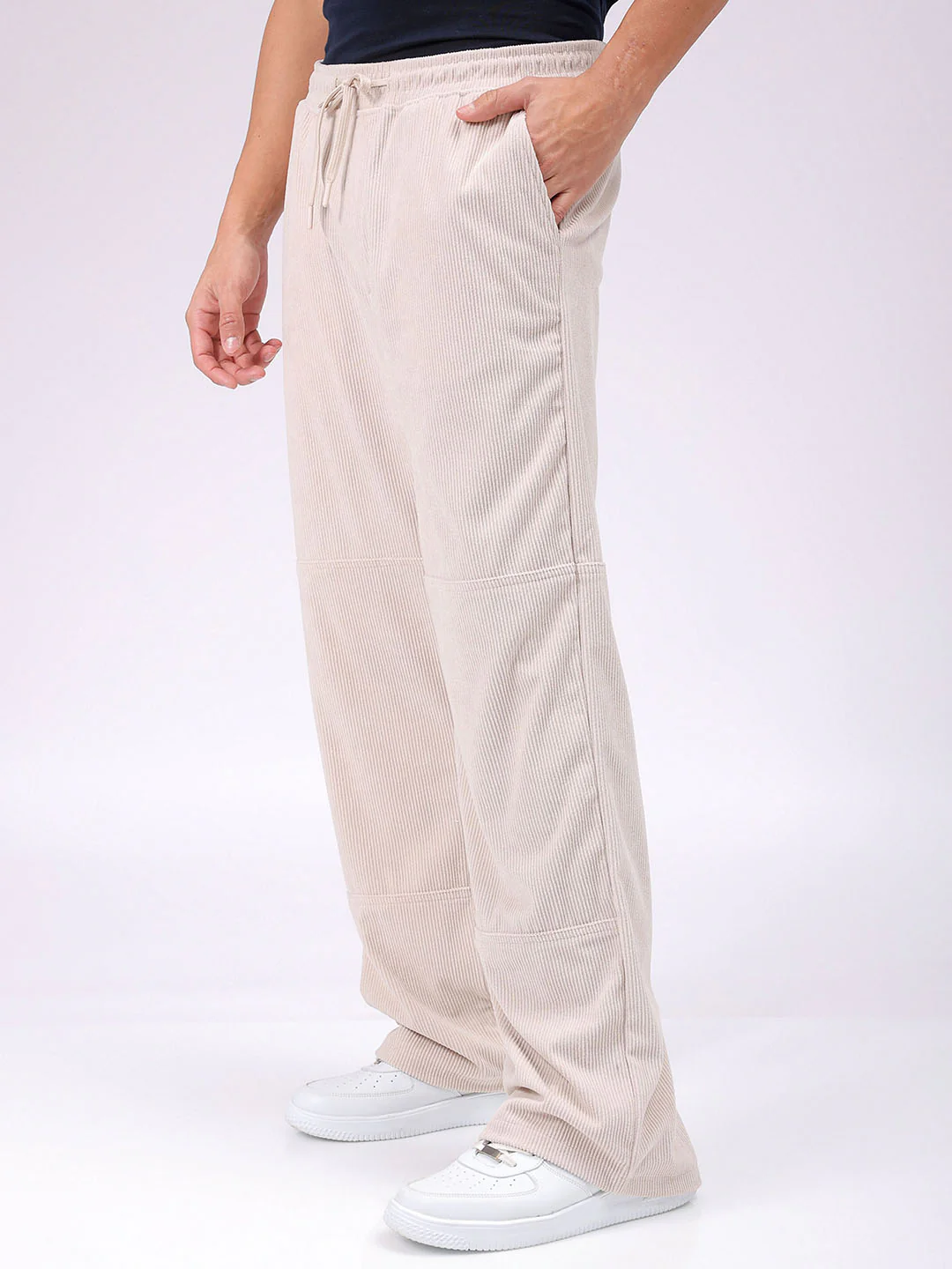 Men's Off White Relaxed Fit Solid Athletic  Jogger - Image 5