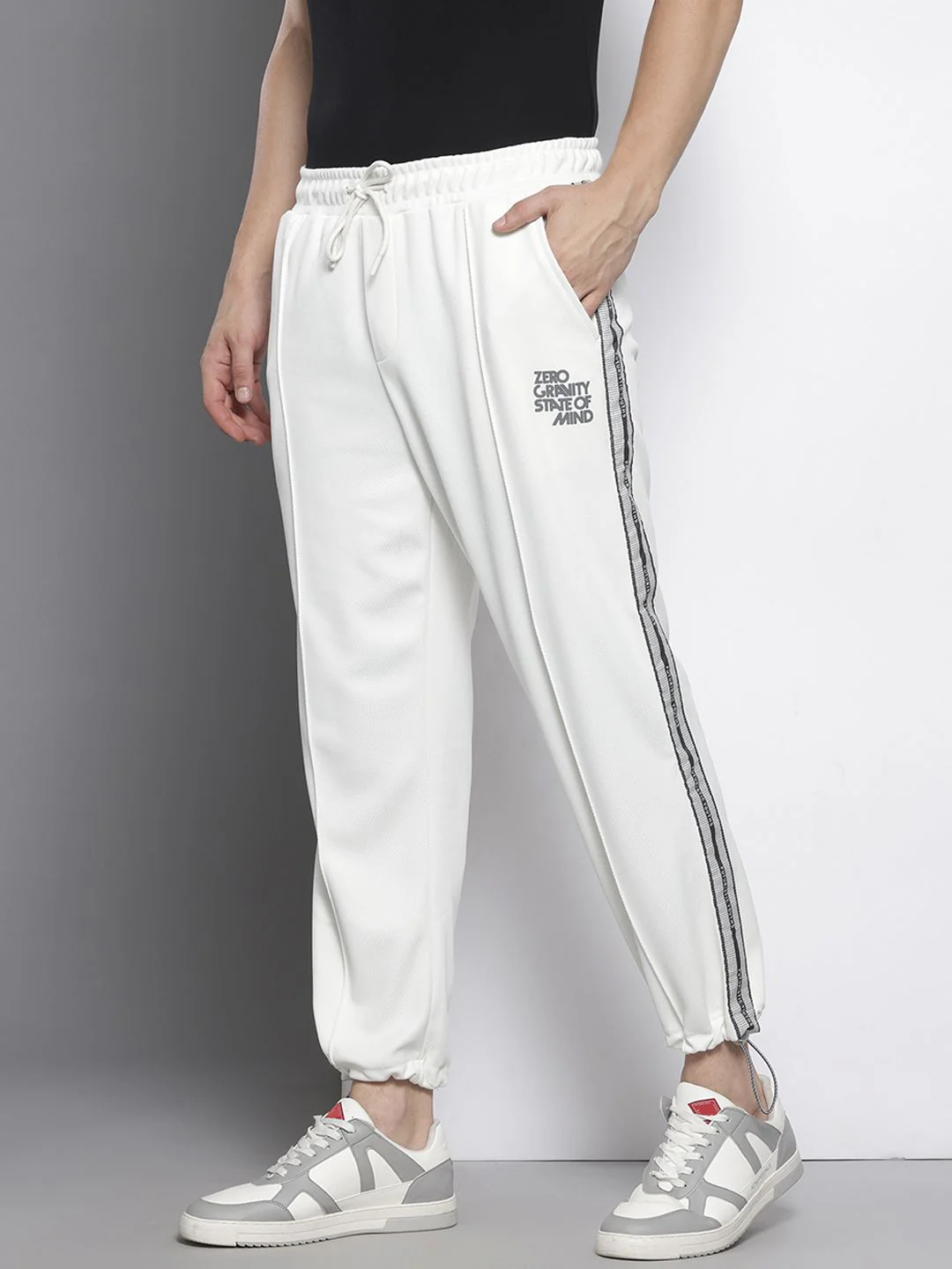 Men's White Relaxed Fit Printed Street Wear Jogger - Image 2