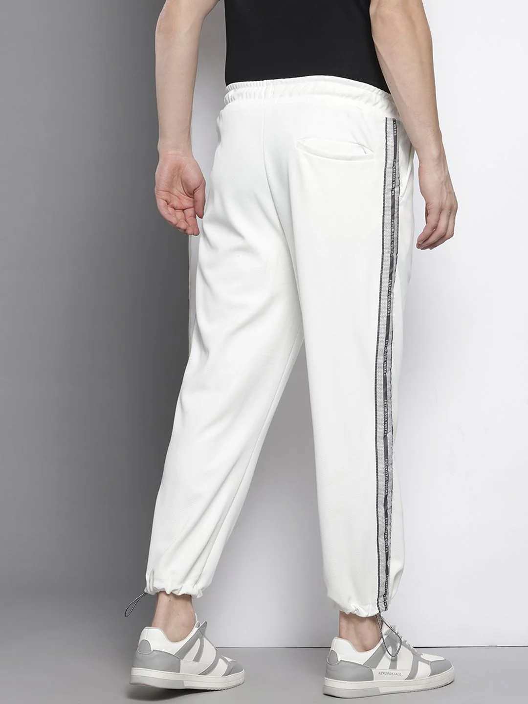 Men's White Relaxed Fit Printed Street Wear Jogger - Image 3