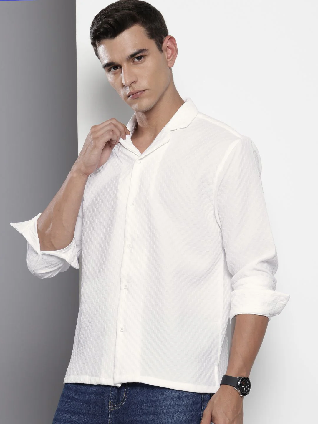 Men's White Relaxed Fit Solid Textured Shirt - Image 2