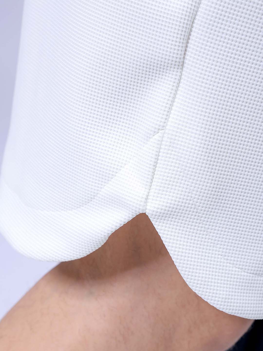 Men's White Relaxed Fit Solid Casual Shorts - Image 8