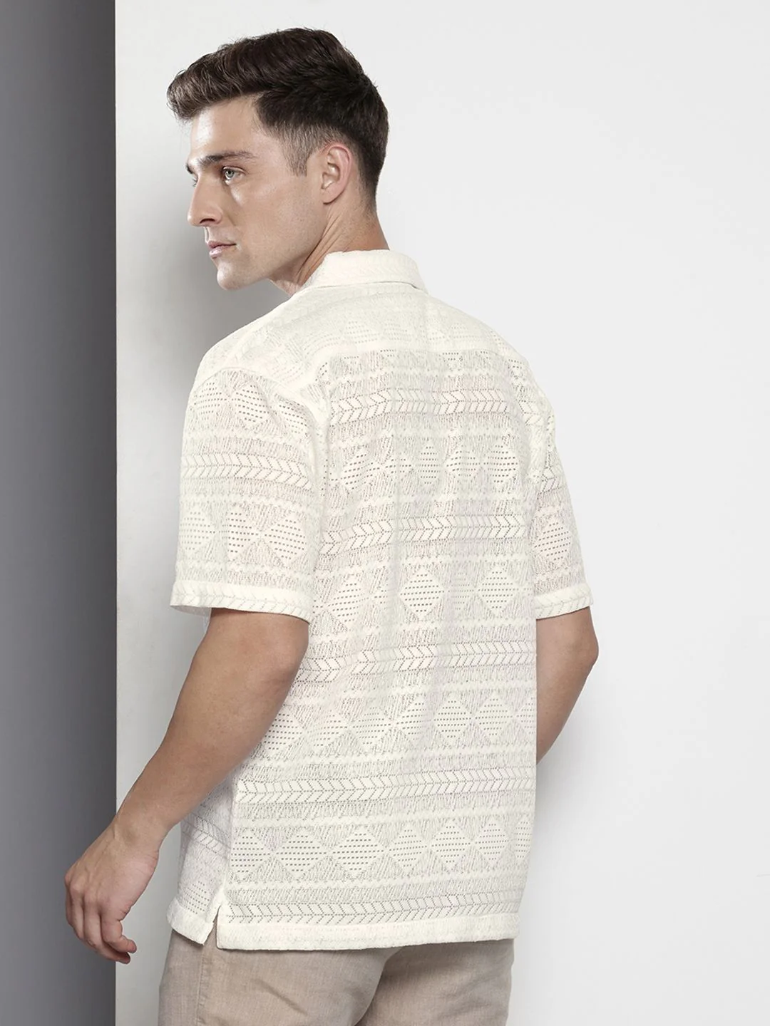 Men's White Relaxed Fit Textured Textured Shirt - Image 4