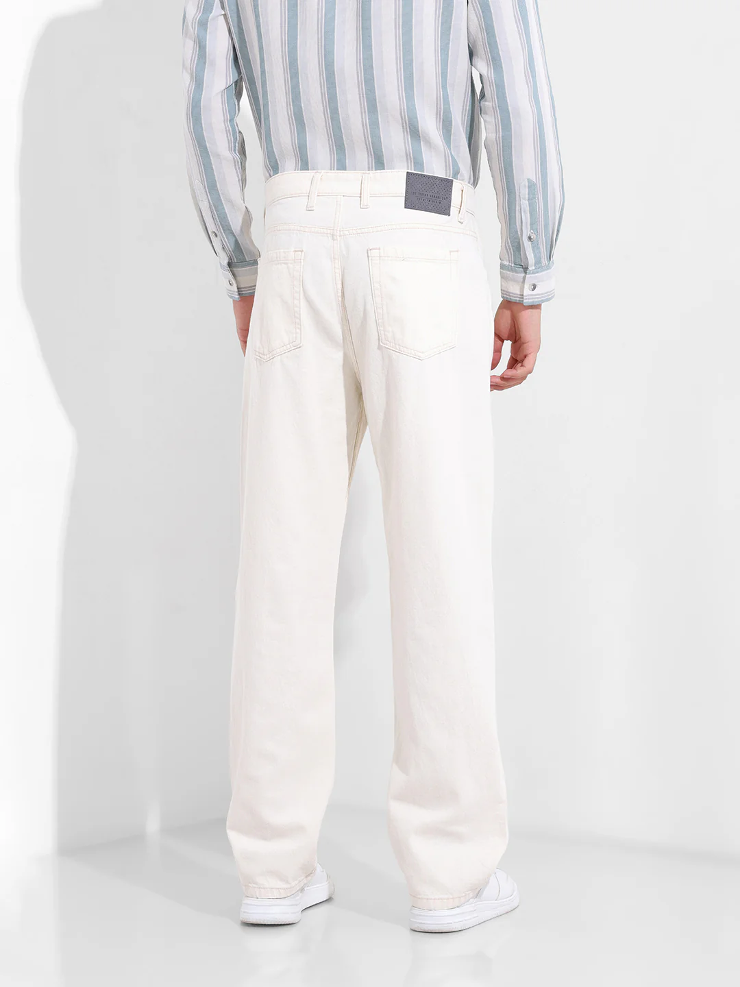 Men's White Relaxed Fit The Eternity Series Jeans - Image 6