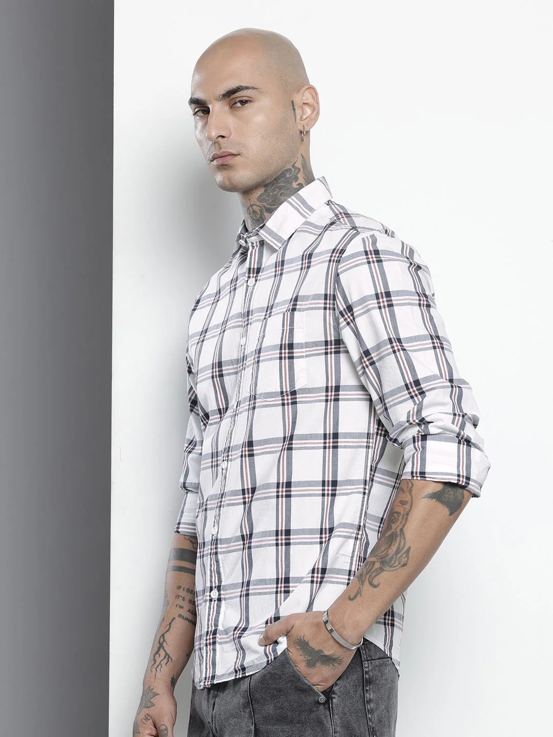 Men's White Slim Fit Checked Casual Shirt - Image 4