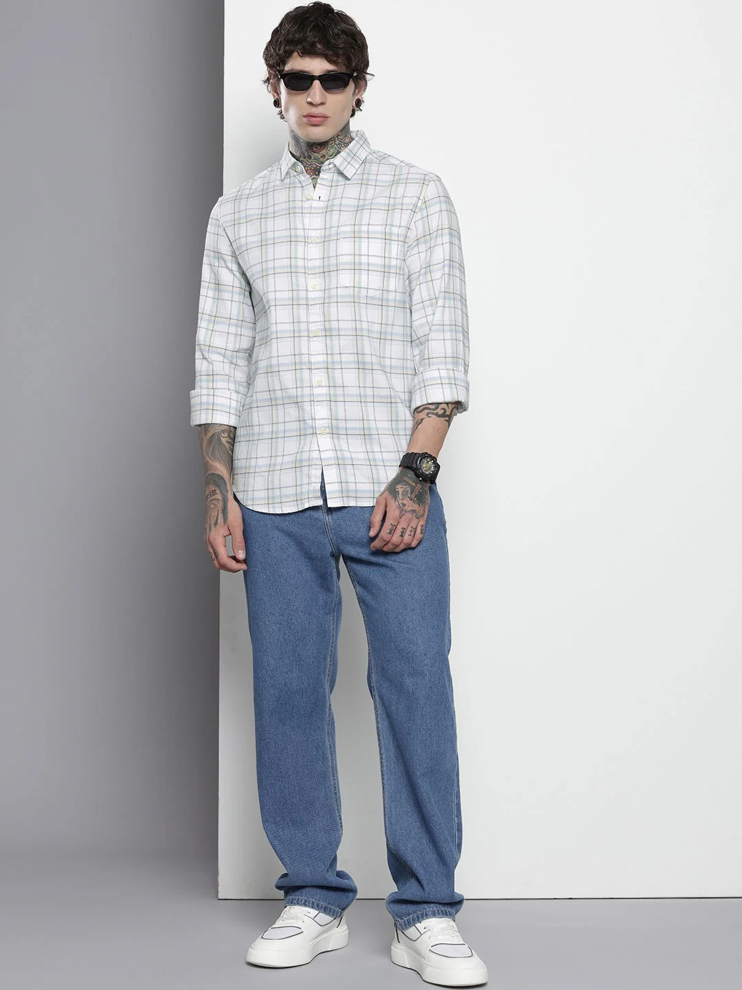 Men's White Slim Fit Checked Casual Shirt - Image 3