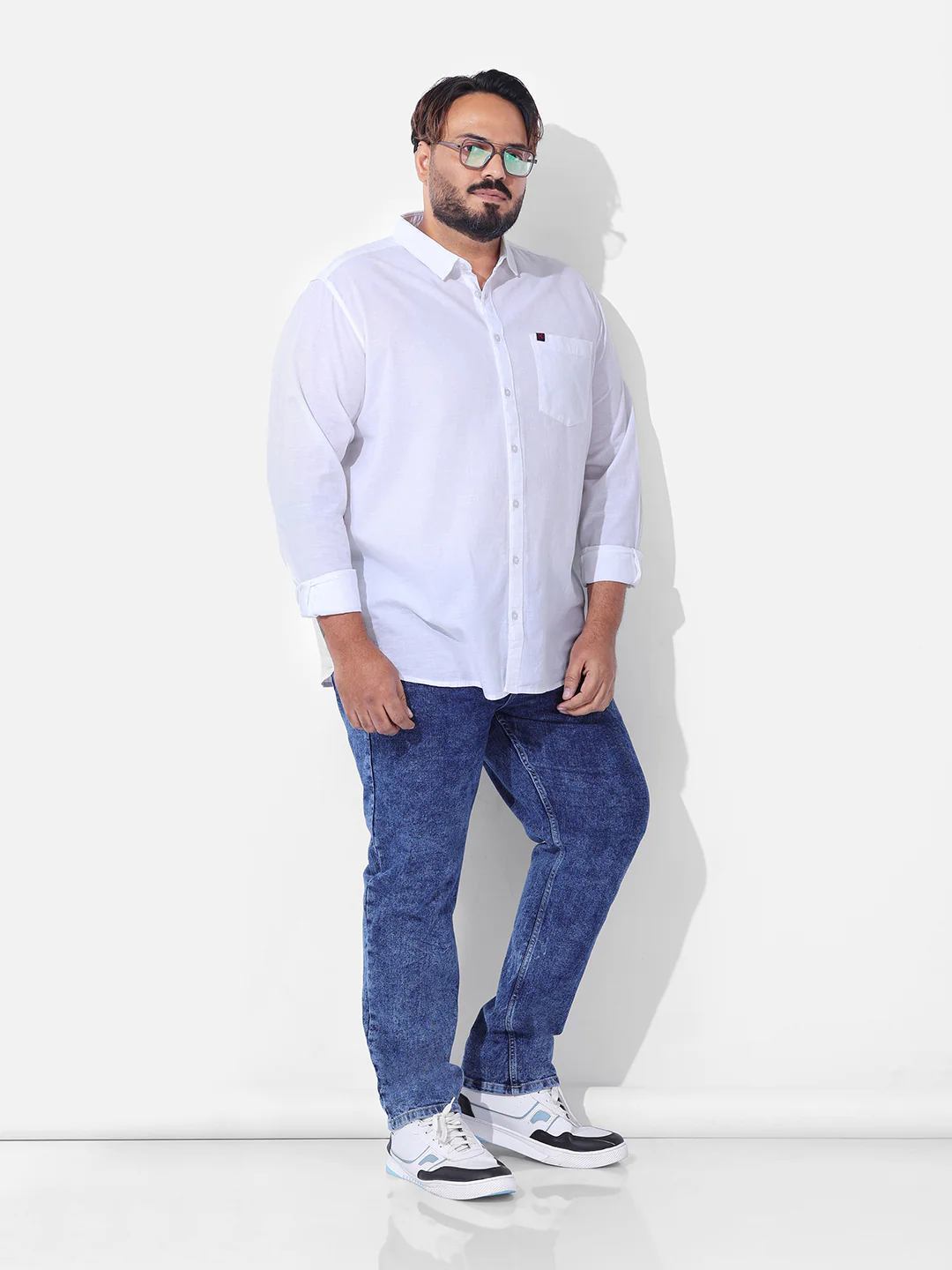 Men's White Oversized Fit Solid Casual Shirt - Image 8
