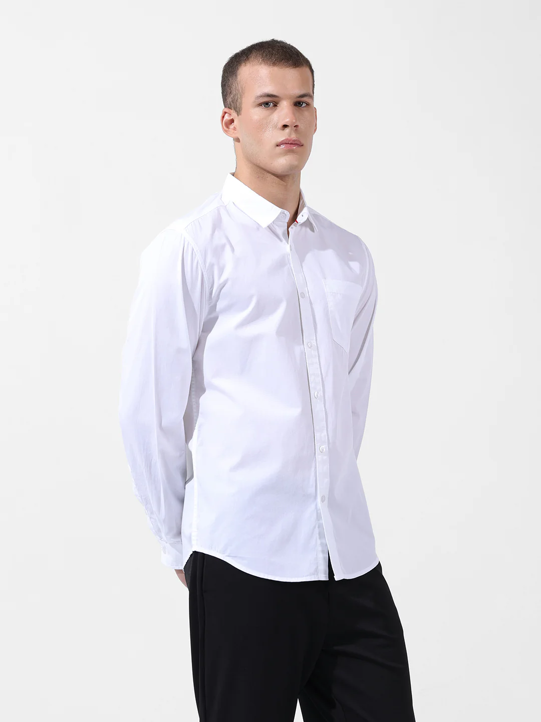 Men's White Regular Fit Solid Casual Shirt - Image 4