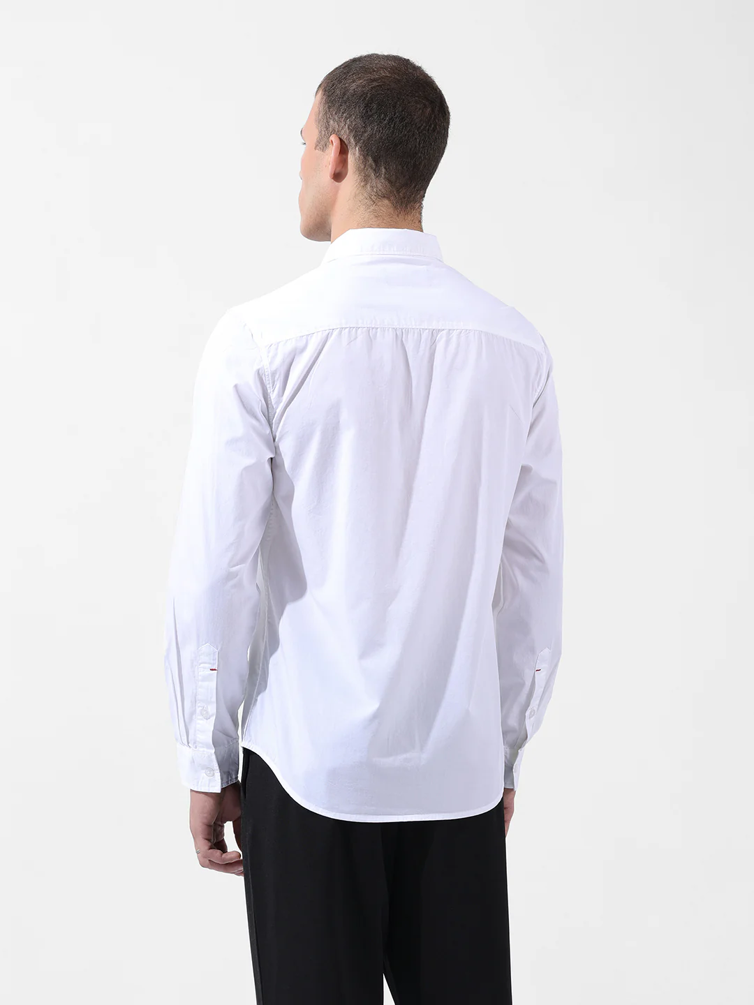 Men's White Regular Fit Solid Casual Shirt - Image 5