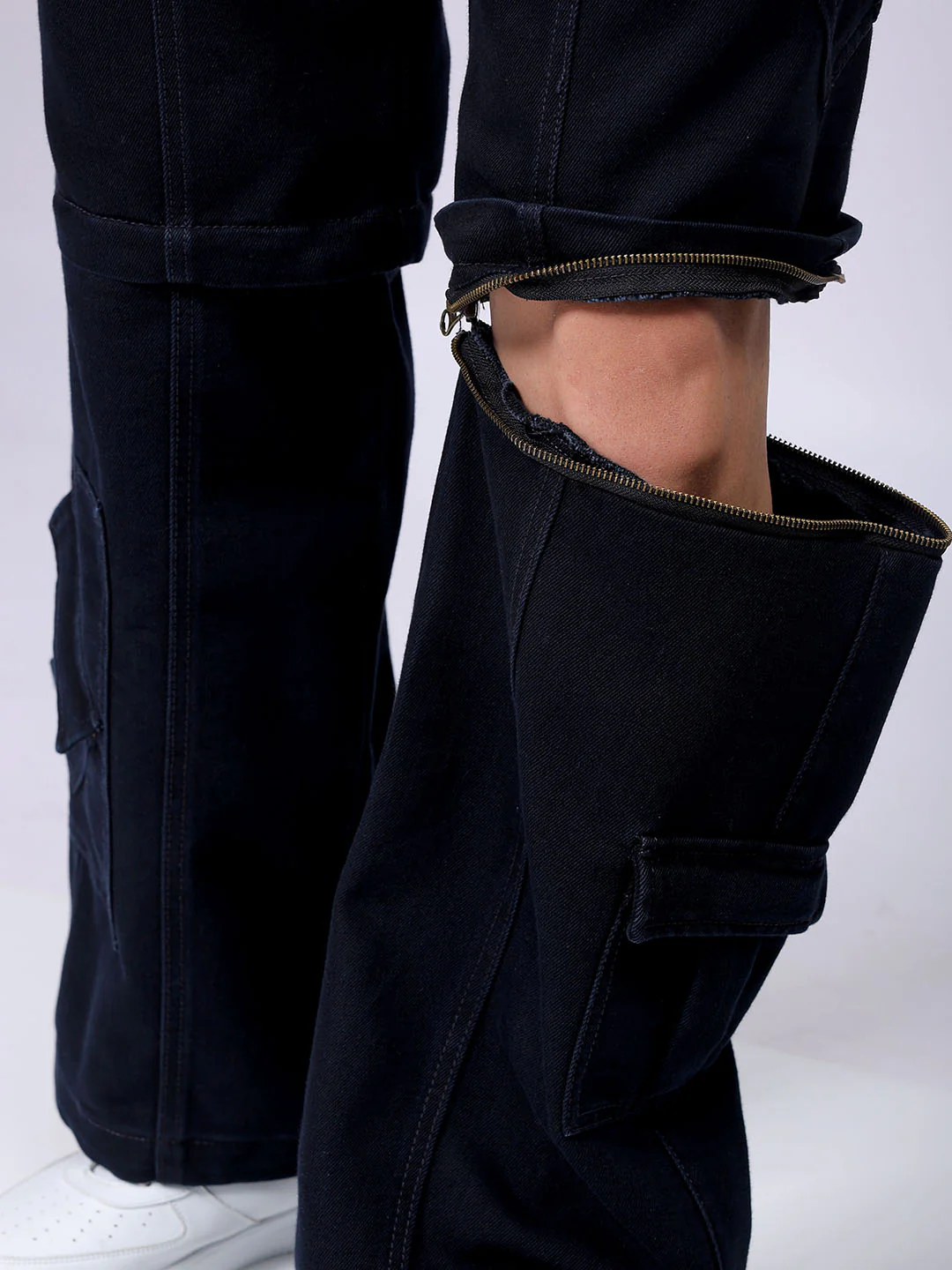 Men's Dark Blue Wide Leg Fit Solid Utility Jeans - Image 10