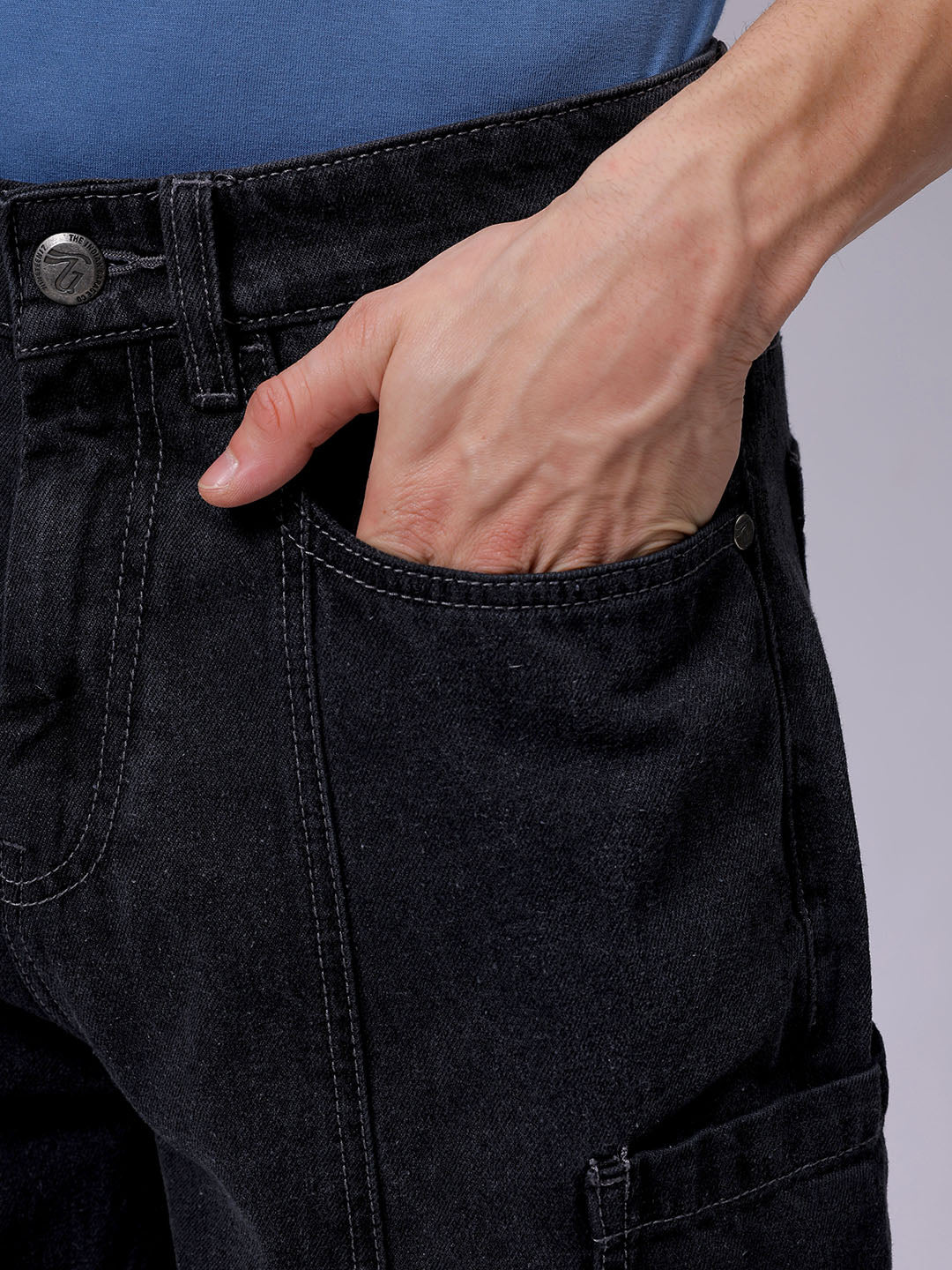 Men's Charcoal Wide Leg Fit Solid Utility Jeans - Image 7