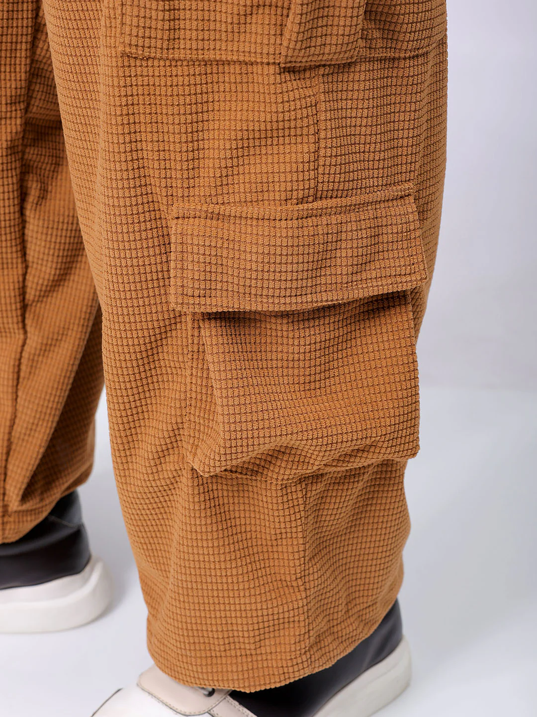Men's Khaki Wide Leg Fit Textured Utility Cargo - Image 9