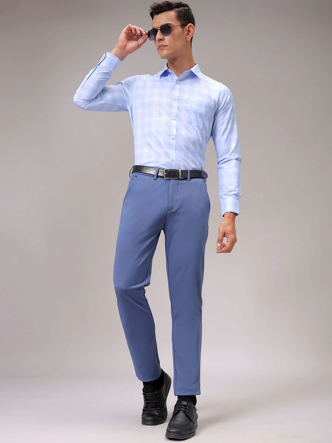 Men's Blue Slim Fit Textured Formal Trouser - Image 2